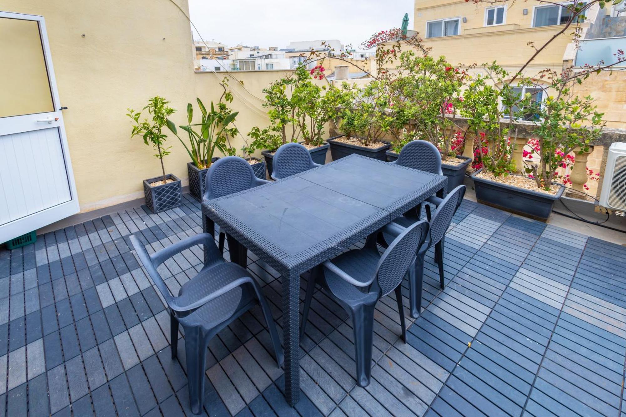 Quiet Ensuite Budget Twin Room Sliema Esterno foto